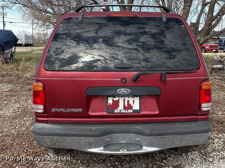 image for item FG2849 1998 Ford Explorer SUV