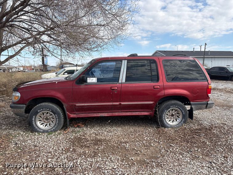 image for item FG2849 1998 Ford Explorer SUV