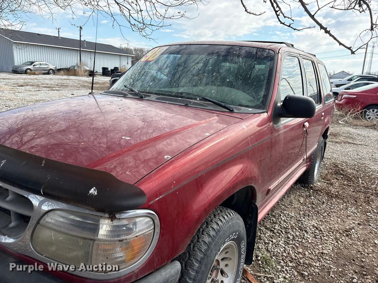 image for item FG2849 1998 Ford Explorer SUV