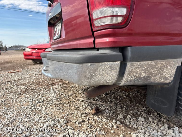 image for item FG2849 1998 Ford Explorer SUV
