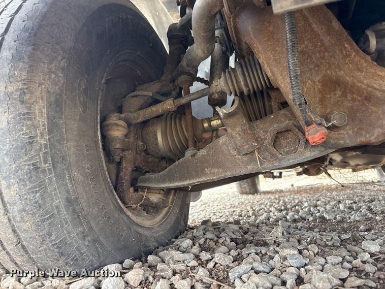 image for item FG2849 1998 Ford Explorer SUV
