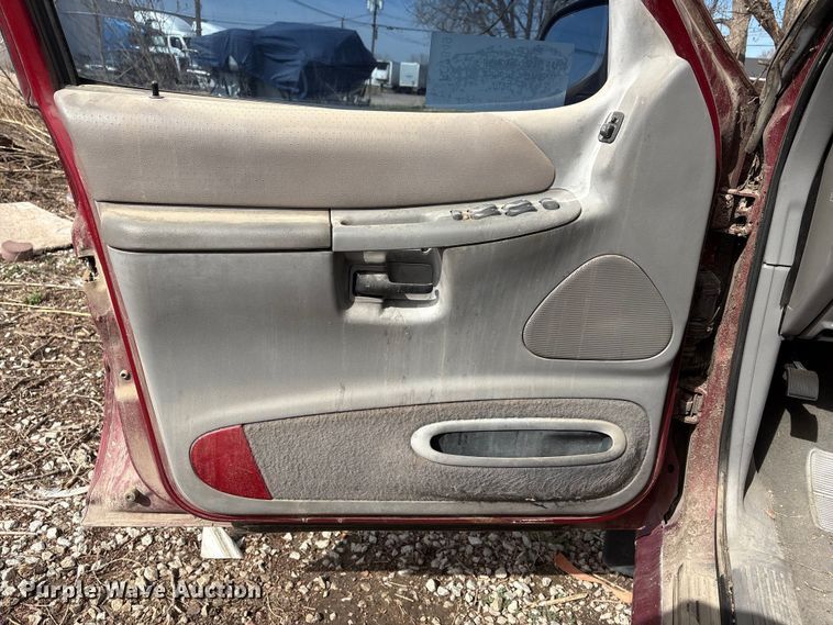 image for item FG2849 1998 Ford Explorer SUV