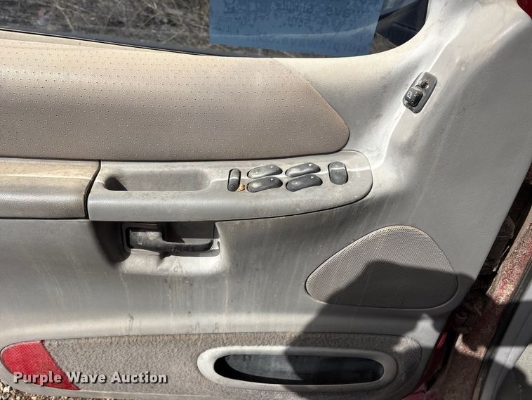 image for item FG2849 1998 Ford Explorer SUV