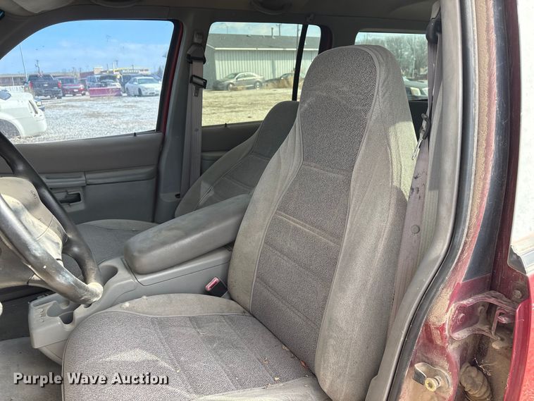 image for item FG2849 1998 Ford Explorer SUV