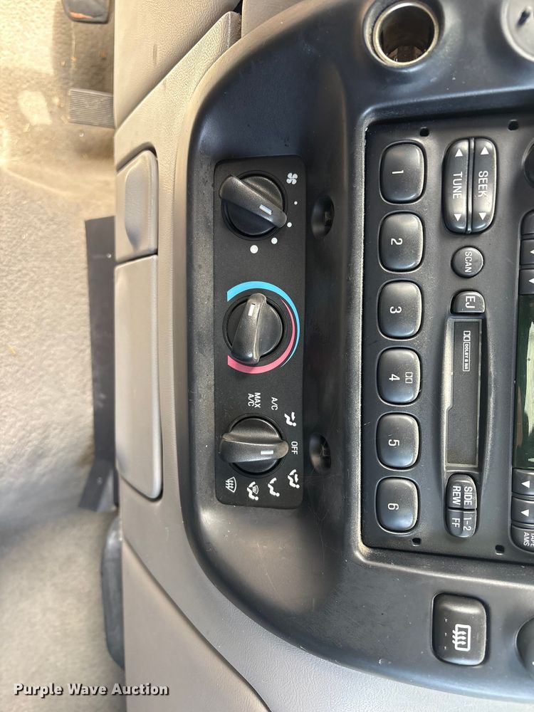 image for item FG2849 1998 Ford Explorer SUV