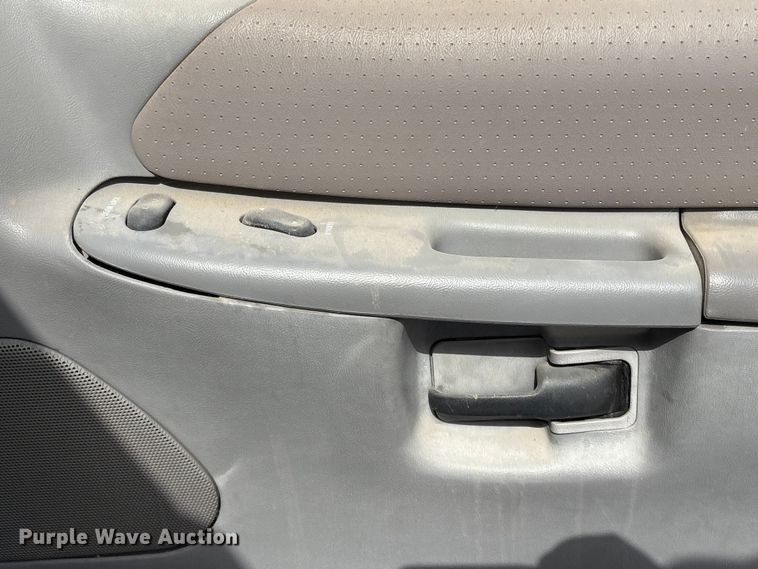 image for item FG2849 1998 Ford Explorer SUV