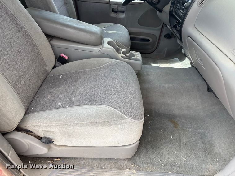 image for item FG2849 1998 Ford Explorer SUV