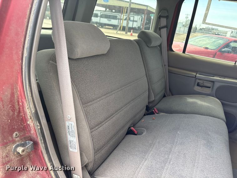 image for item FG2849 1998 Ford Explorer SUV