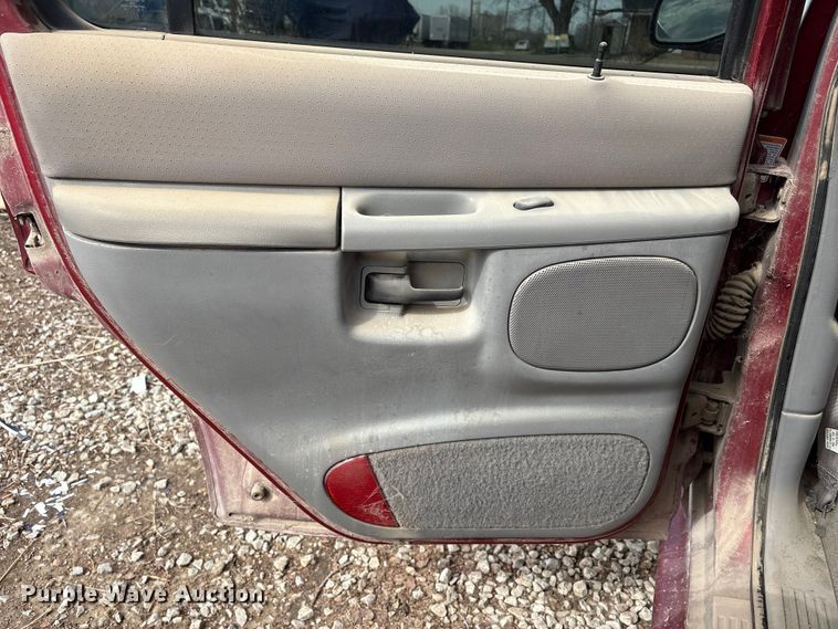 image for item FG2849 1998 Ford Explorer SUV