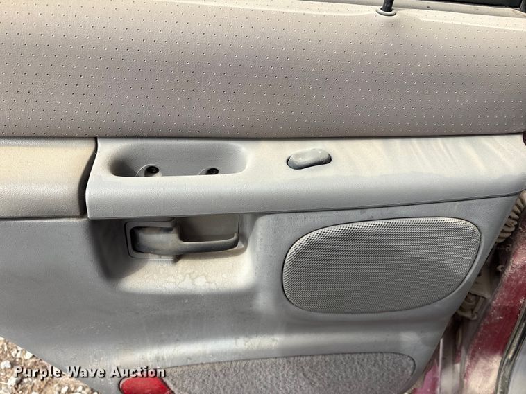 image for item FG2849 1998 Ford Explorer SUV