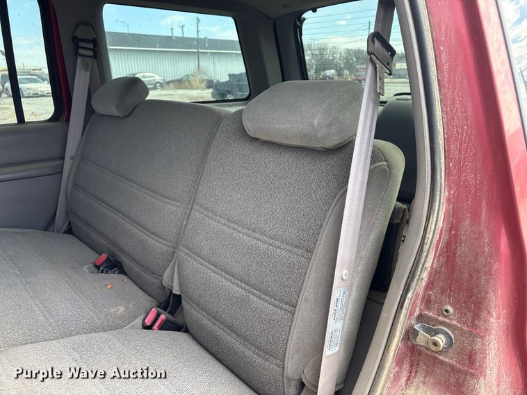 image for item FG2849 1998 Ford Explorer SUV