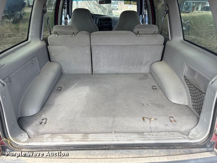 image for item FG2849 1998 Ford Explorer SUV