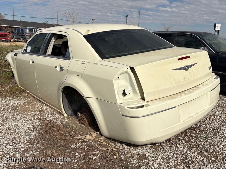 image for item FG2850 2010 Chrysler 300 