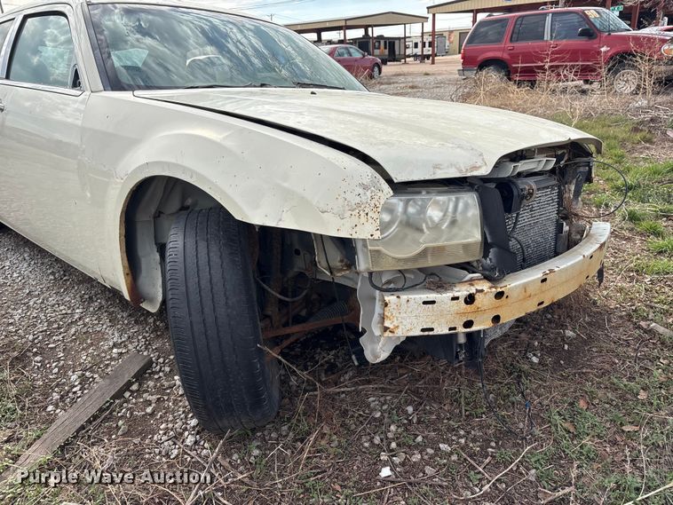 image for item FG2850 2010 Chrysler 300 