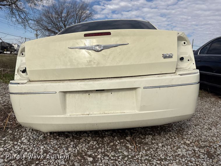 image for item FG2850 2010 Chrysler 300 