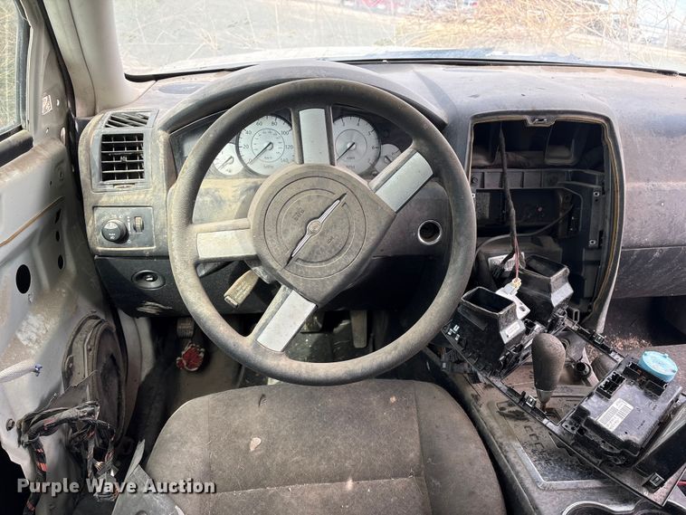 image for item FG2850 2010 Chrysler 300 