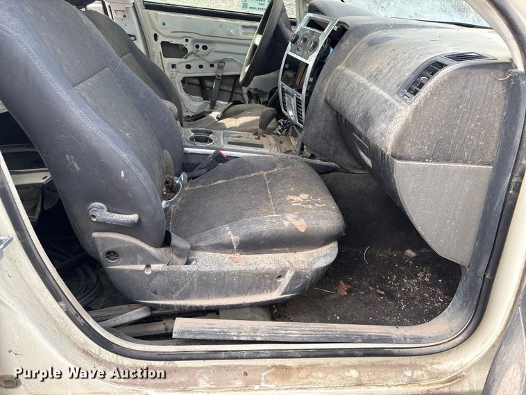 image for item FG2850 2010 Chrysler 300 