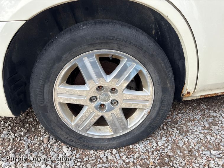 image for item FG2850 2010 Chrysler 300 