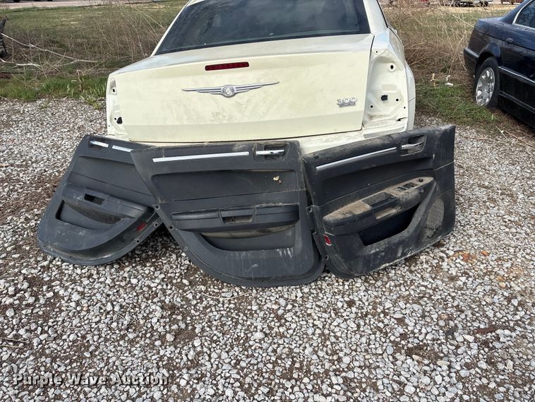 image for item FG2850 2010 Chrysler 300 