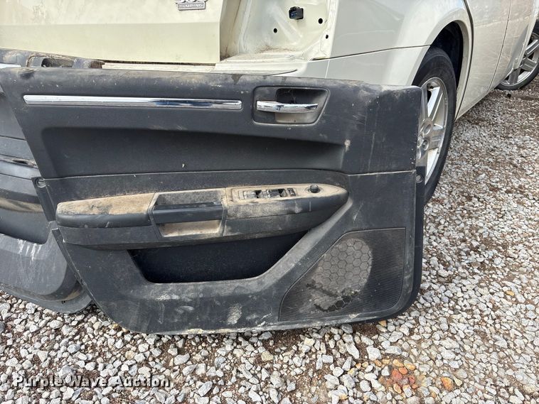 image for item FG2850 2010 Chrysler 300 