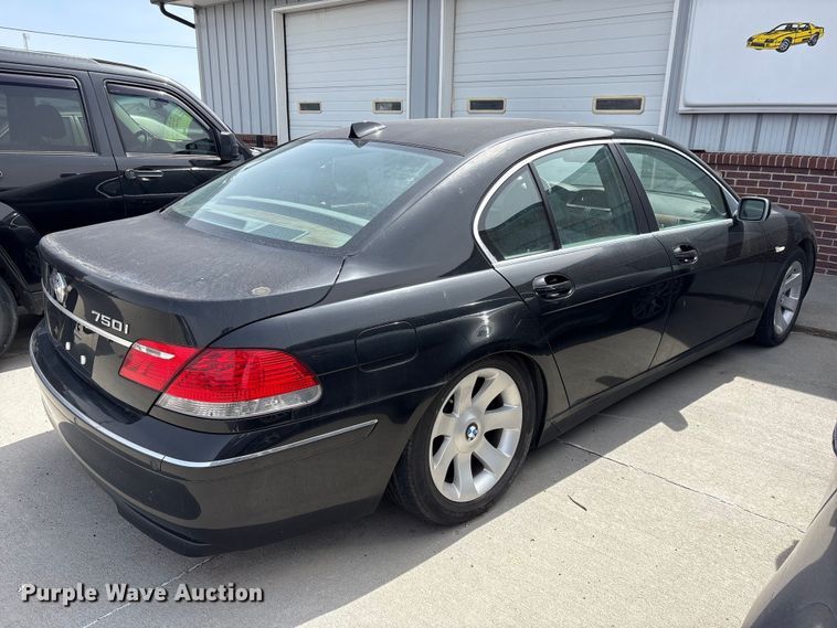 image for item FG2851 2006 BMW 750i 