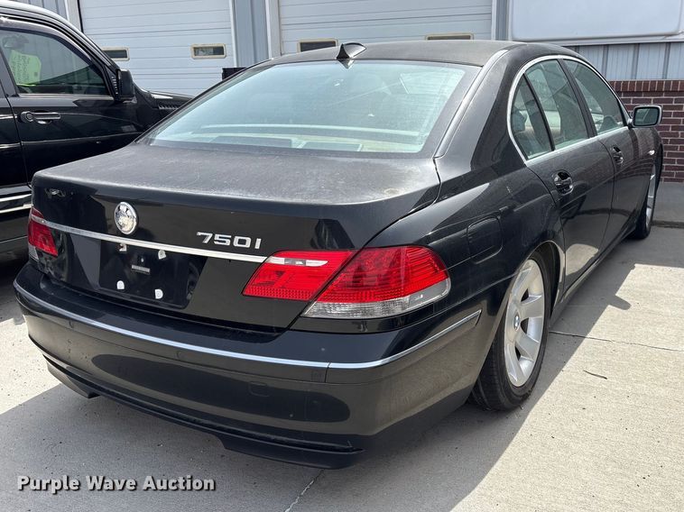 image for item FG2851 2006 BMW 750i 