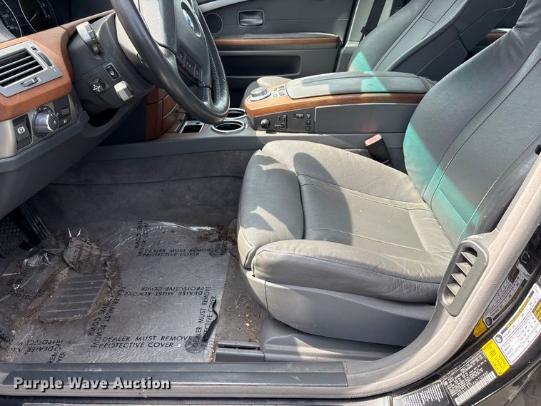 image for item FG2851 2006 BMW 750i 