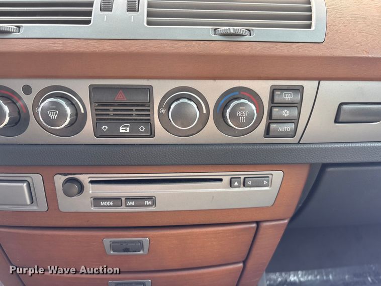 image for item FG2851 2006 BMW 750i 