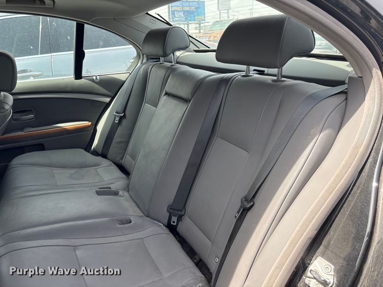 image for item FG2851 2006 BMW 750i 