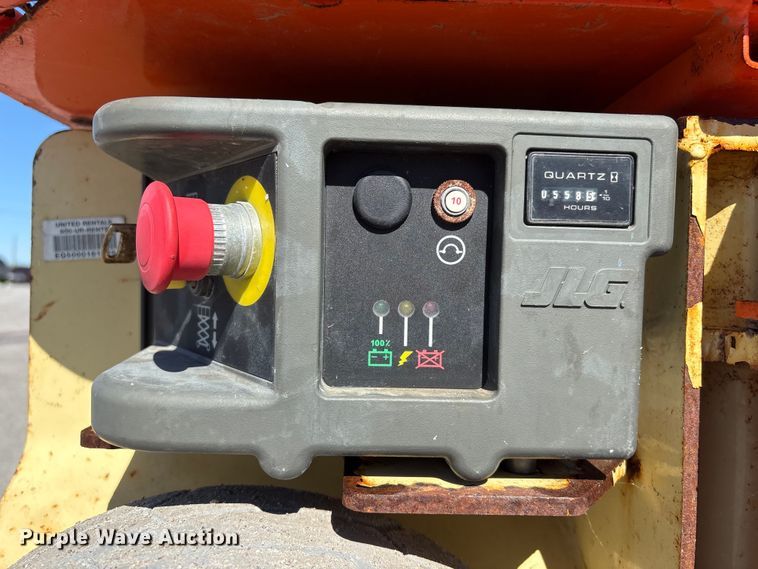 image for item FG2924 2011 JLG 1230ES scissor lift
