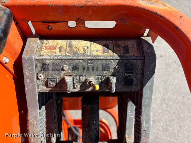 image for item FG2924 2011 JLG 1230ES scissor lift