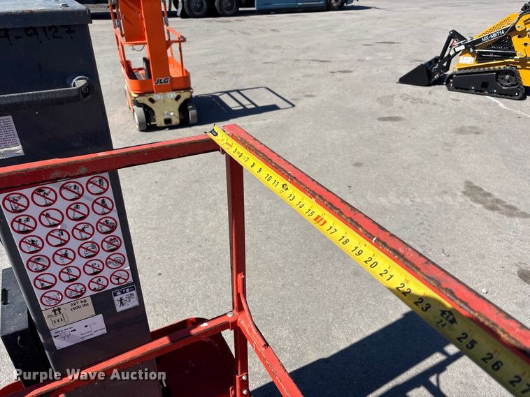 image for item FG2925 2017 SkyJack SJ12 Scissor lift