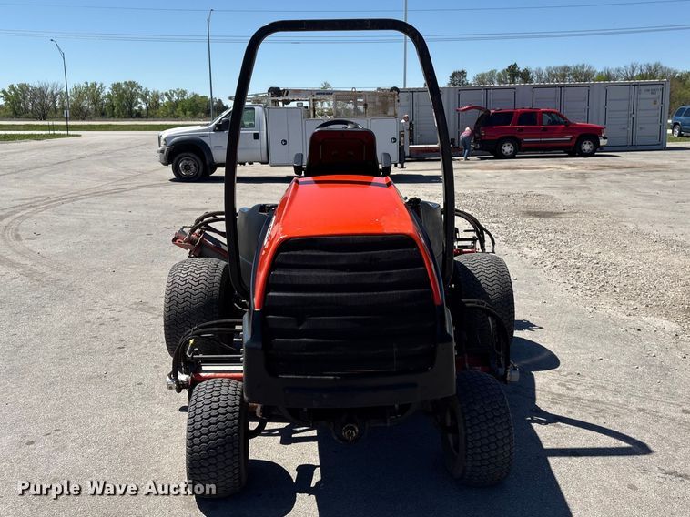 image for item FG2926 2005 Jacobsen LF3400 reel mower