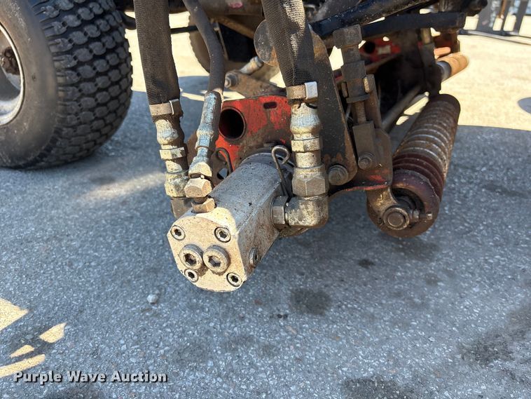 image for item FG2926 2005 Jacobsen LF3400 reel mower