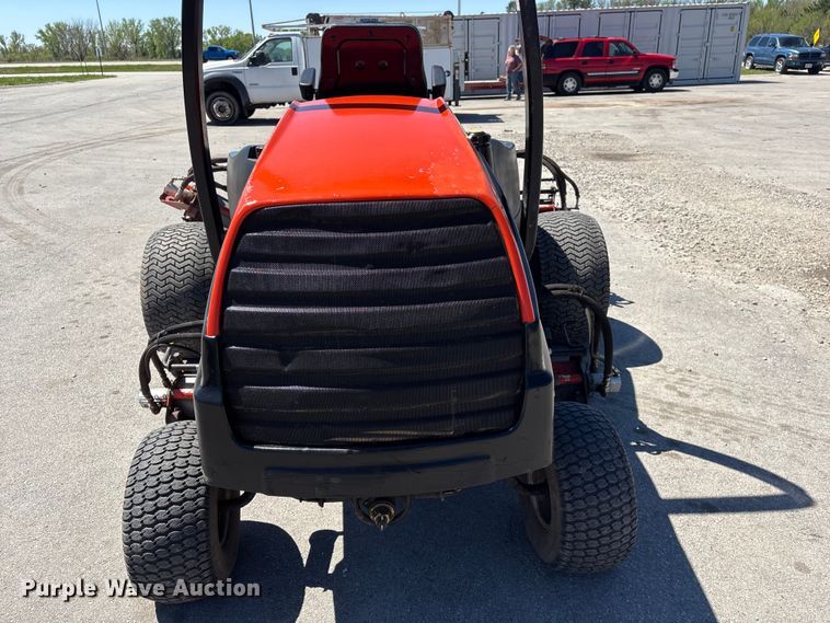 image for item FG2926 2005 Jacobsen LF3400 reel mower