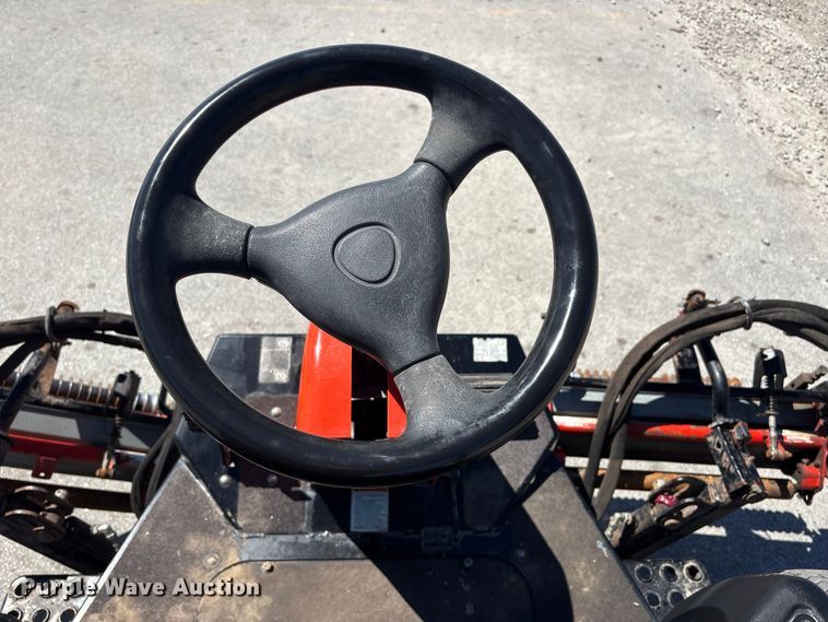 image for item FG2926 2005 Jacobsen LF3400 reel mower