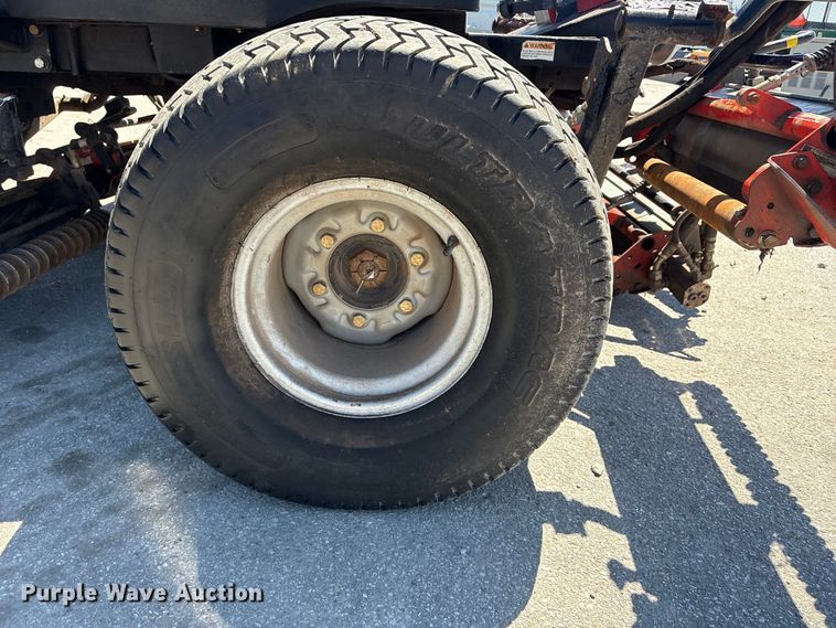 image for item FG2926 2005 Jacobsen LF3400 reel mower