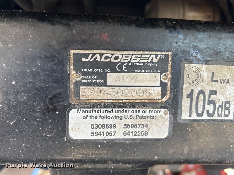 image for item FG2926 2005 Jacobsen LF3400 reel mower