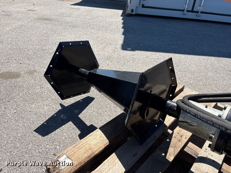 image for item FG2929 Giyi SSW55 skid steer wire winder