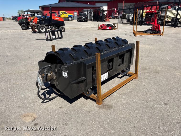 image for item FG2930 2026 Giyi CW70 skid steer compacting wheel
