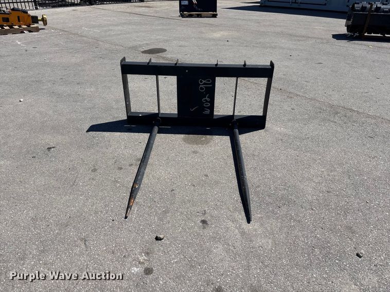 image for item FG2933 PABreak skid steer bale spear