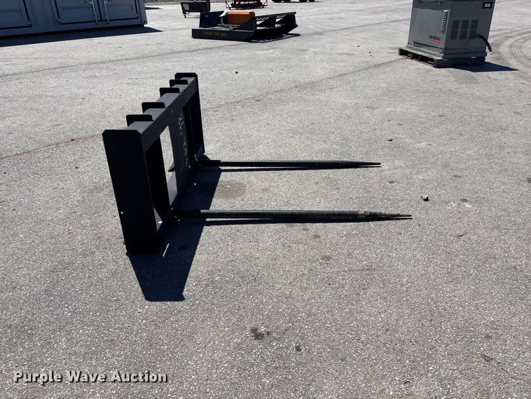image for item FG2933 PABreak skid steer bale spear