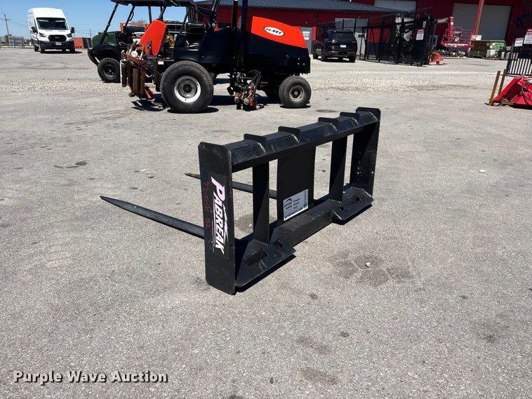 image for item FG2933 PABreak skid steer bale spear