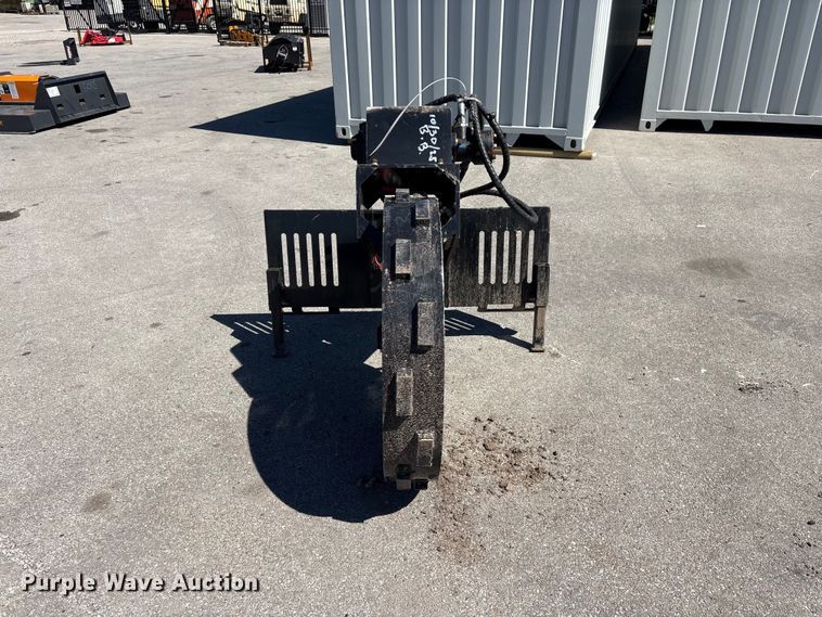 image for item FG2934 2025 Giyi SCW6 skid steer compaction wheel
