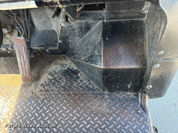 image for item FG2936 2012 Kawasaki MULE 4010 utility vehicle