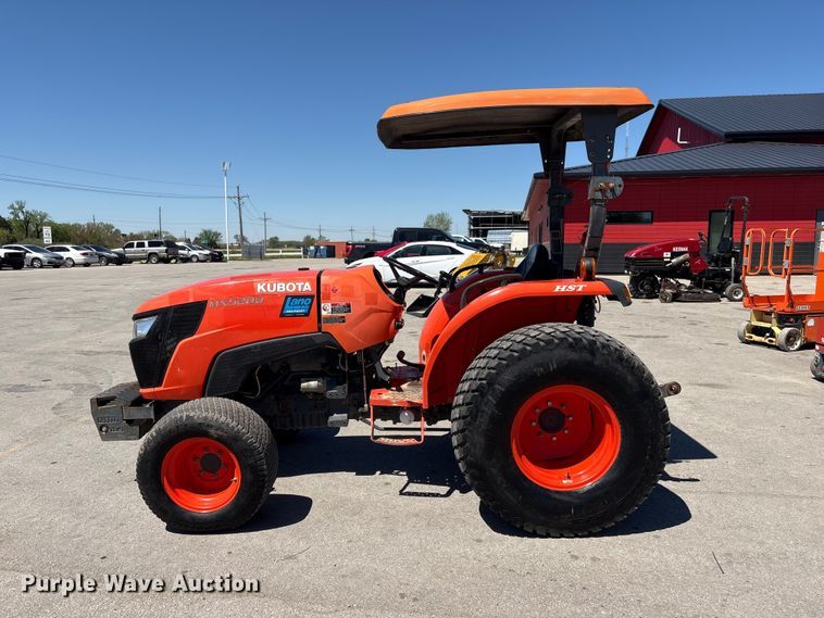 image for item FG2938 2016 Kubota MX5200D MFWD tractor