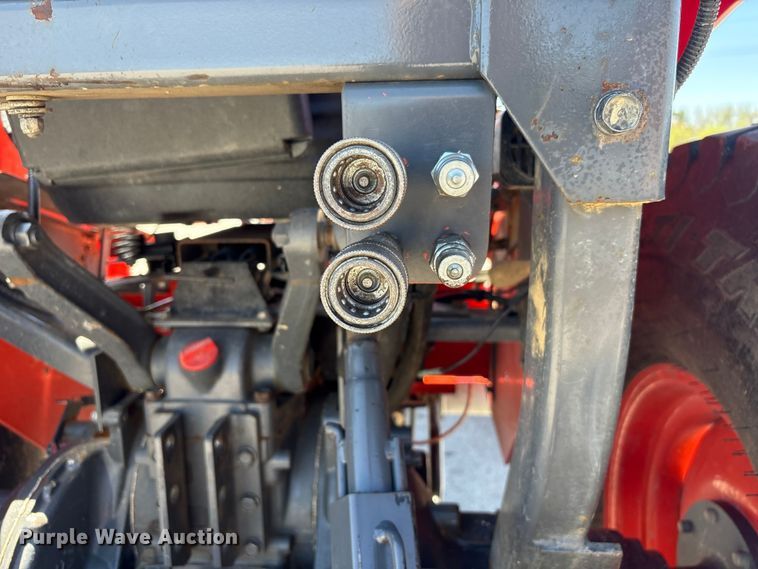 image for item FG2938 2016 Kubota MX5200D MFWD tractor