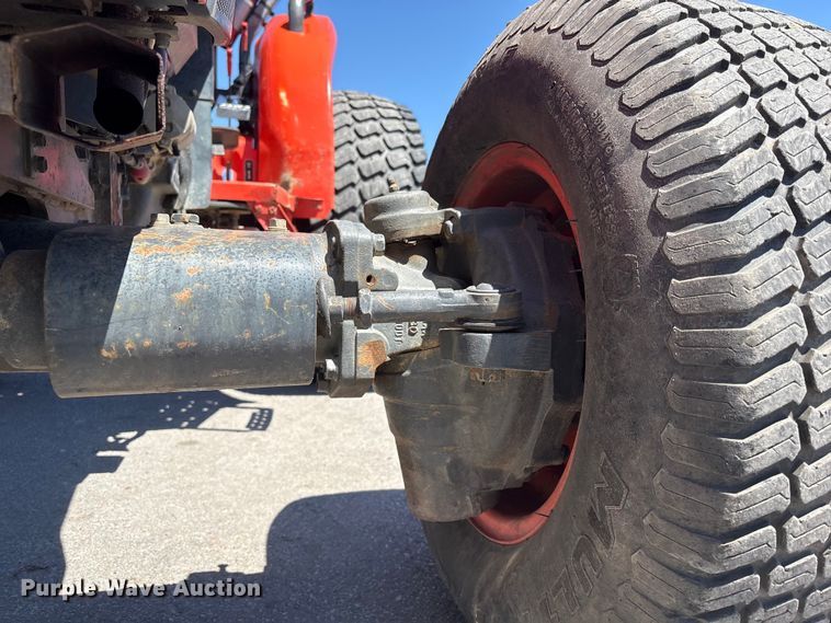 image for item FG2938 2016 Kubota MX5200D MFWD tractor