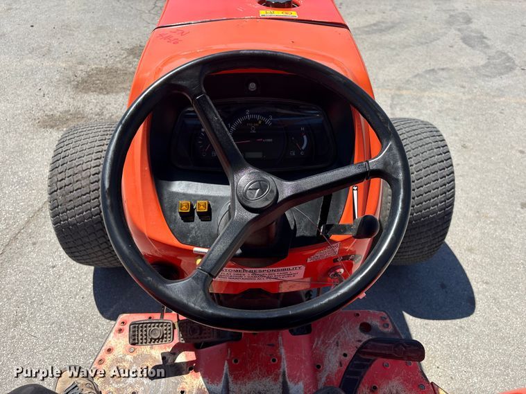 image for item FG2938 2016 Kubota MX5200D MFWD tractor
