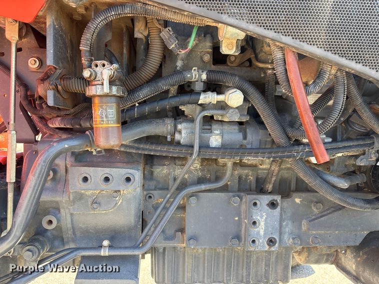 image for item FG2938 2016 Kubota MX5200D MFWD tractor